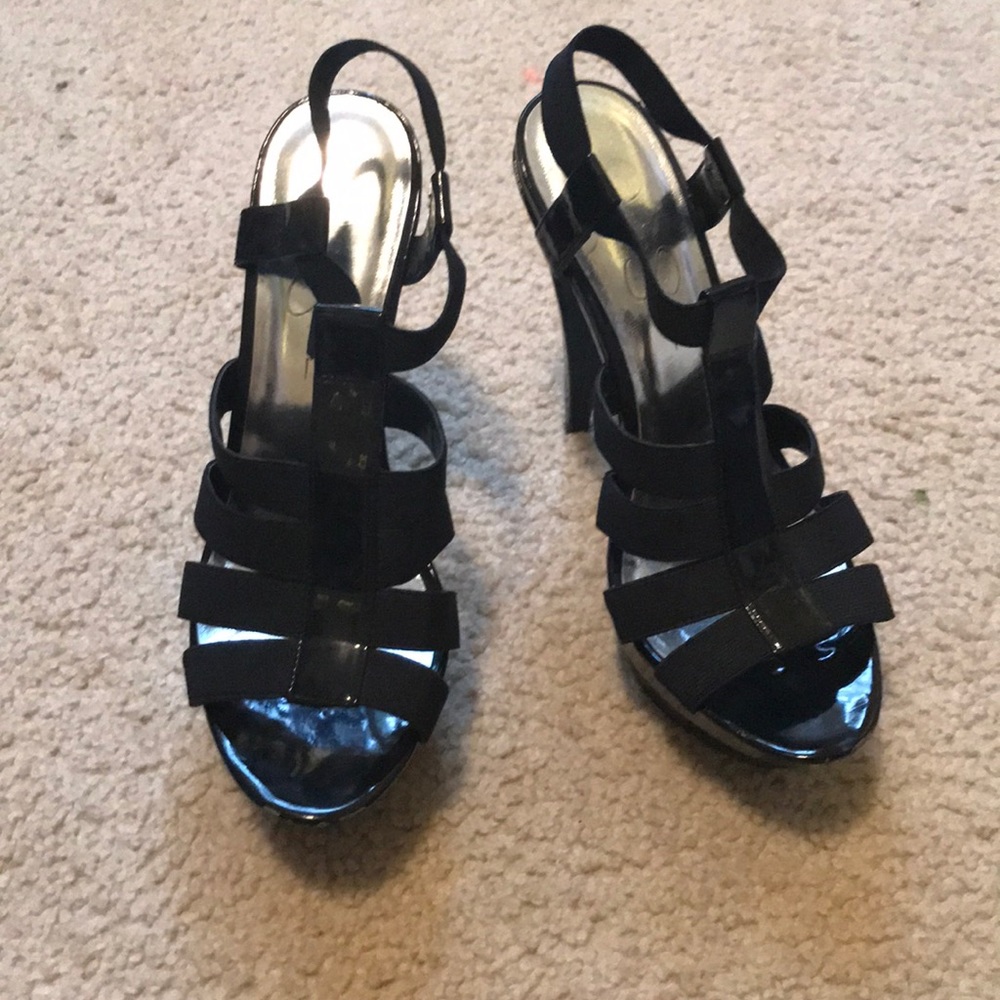 MAKE AN OFFER! Black High Heels!